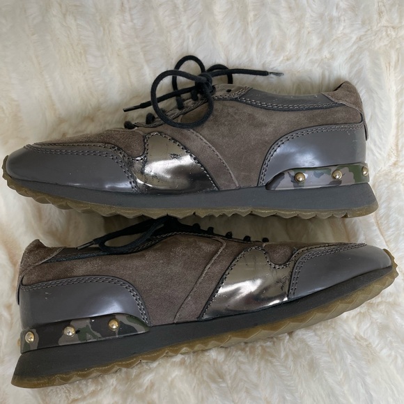 Women’s AGI tennis shoes EUC size 7. - Picture 5 of 5